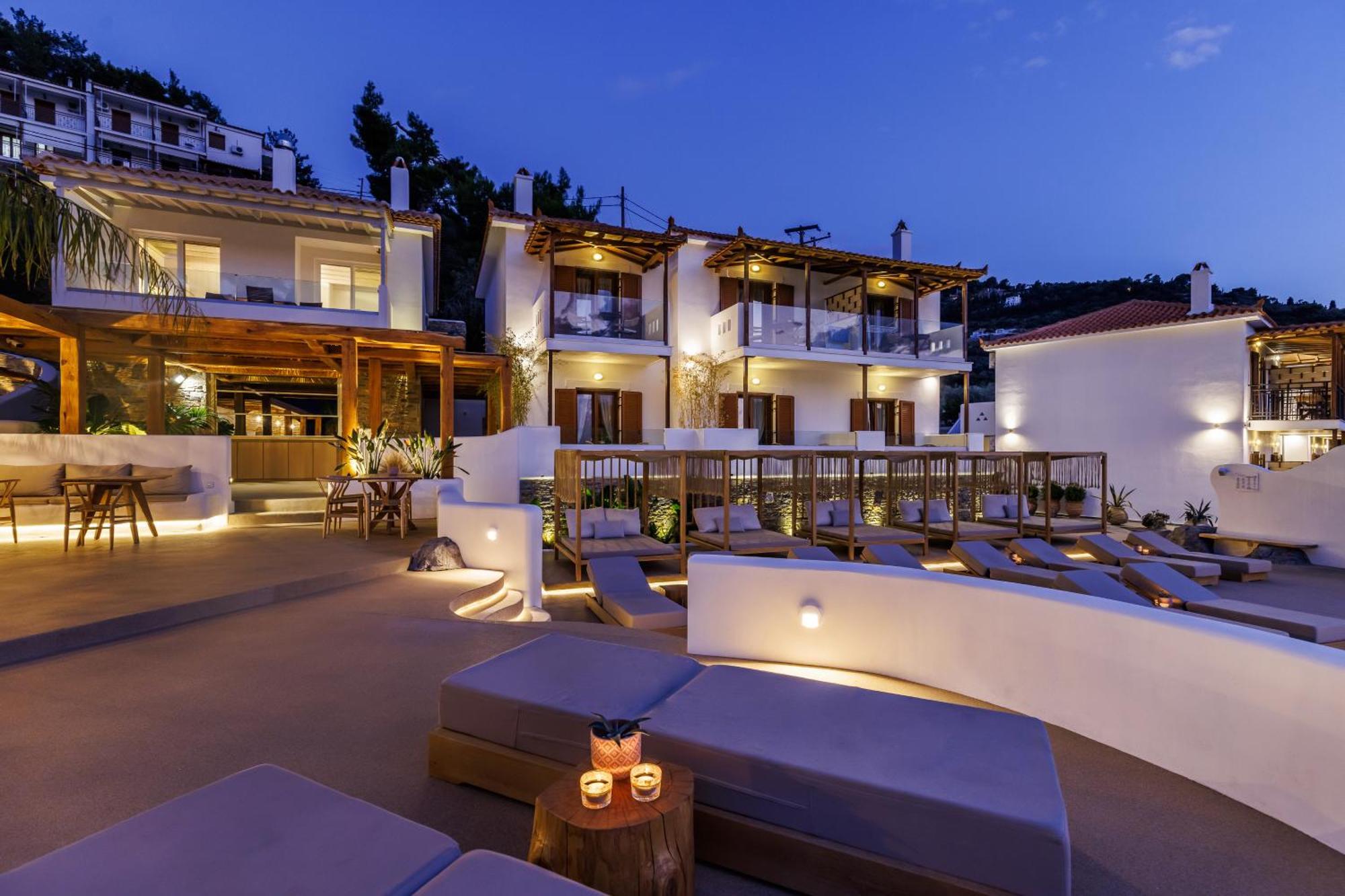 Evlalia Studios & Villas Скопелос Екстериор снимка