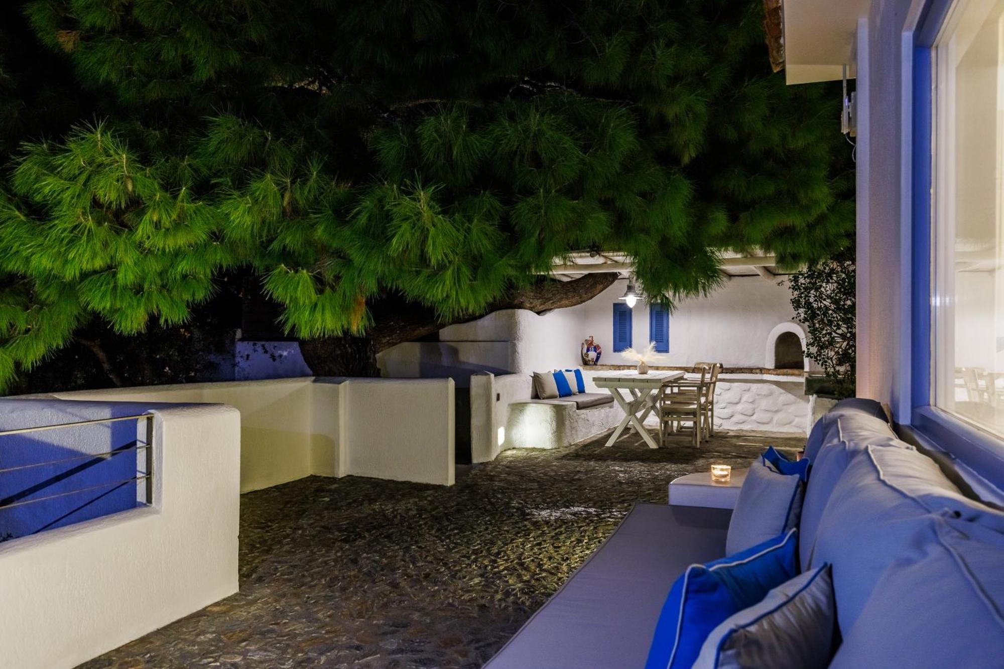 Evlalia Studios & Villas Скопелос Екстериор снимка